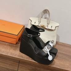 Hermes Sandals